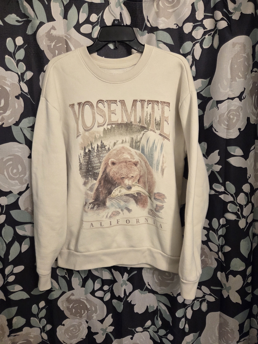 Hollister Yosemite Bear Graphic Crewneck Sweatshirt